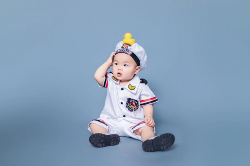 衡水宝宝老摇头怎么回事 衡水宝宝老摇头怎么回事